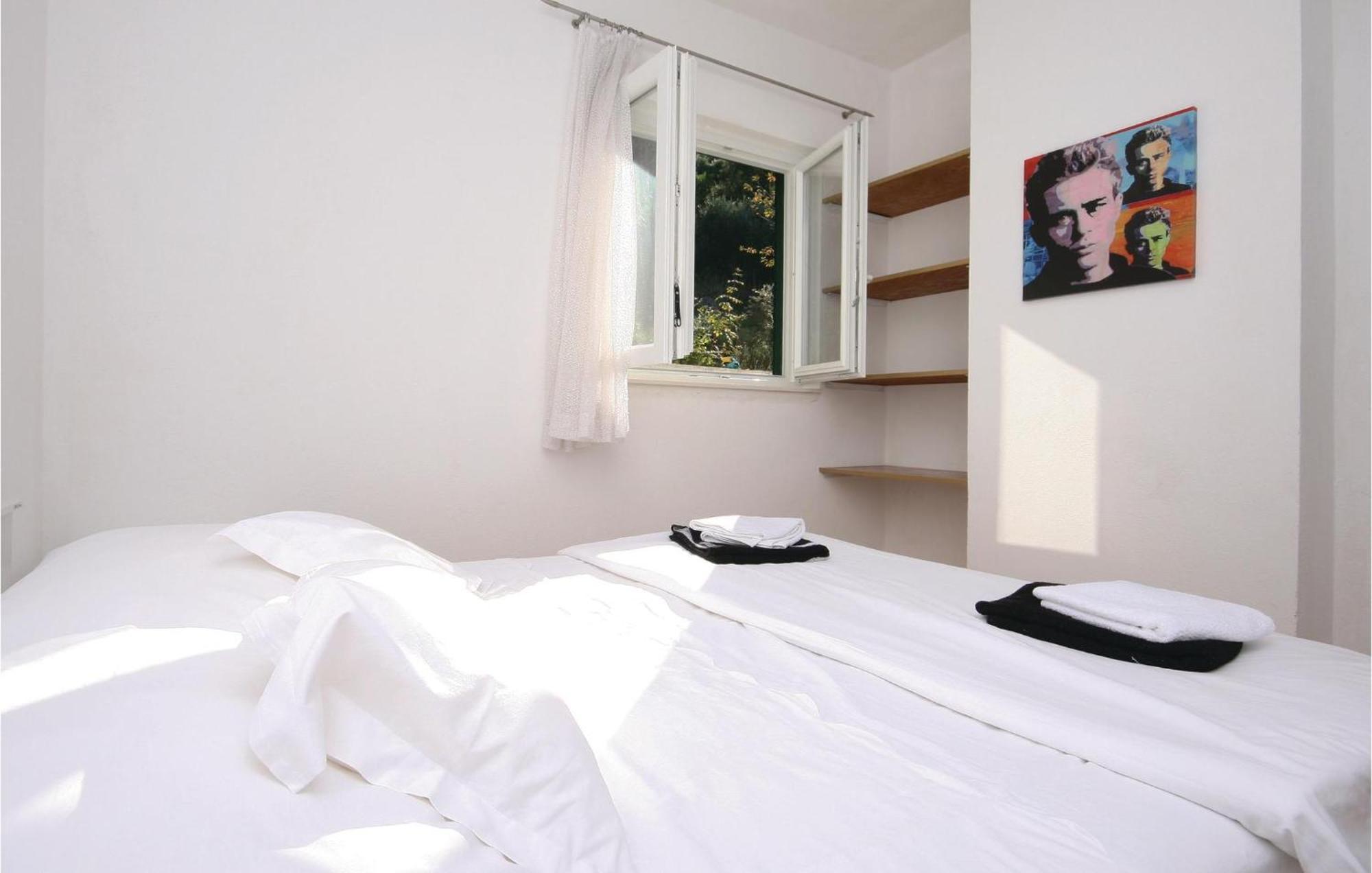2 Bedroom Beautiful Home In Sparadici Grebaštica Exteriér fotografie